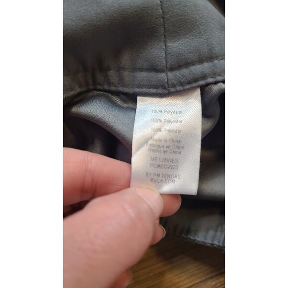 RVCA Classic Non-Stretch Shorts Mens 38 Solid Gray Performance Board Short LOGO - Picture 6 of 6